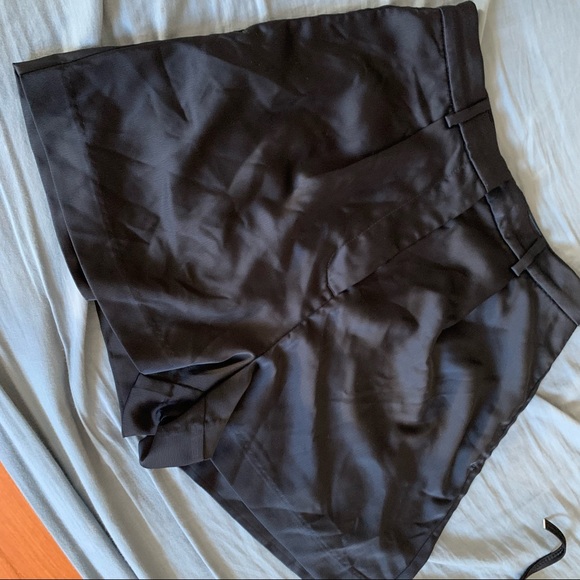 H&M short - Picture 2 of 2